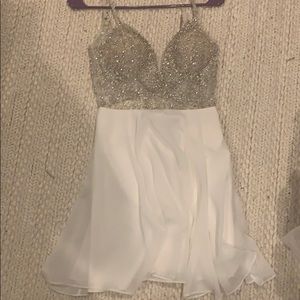 Stunning white jovani mini dress